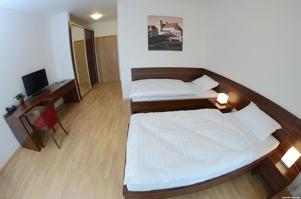 Hotel Belier Пряшів Номер фото