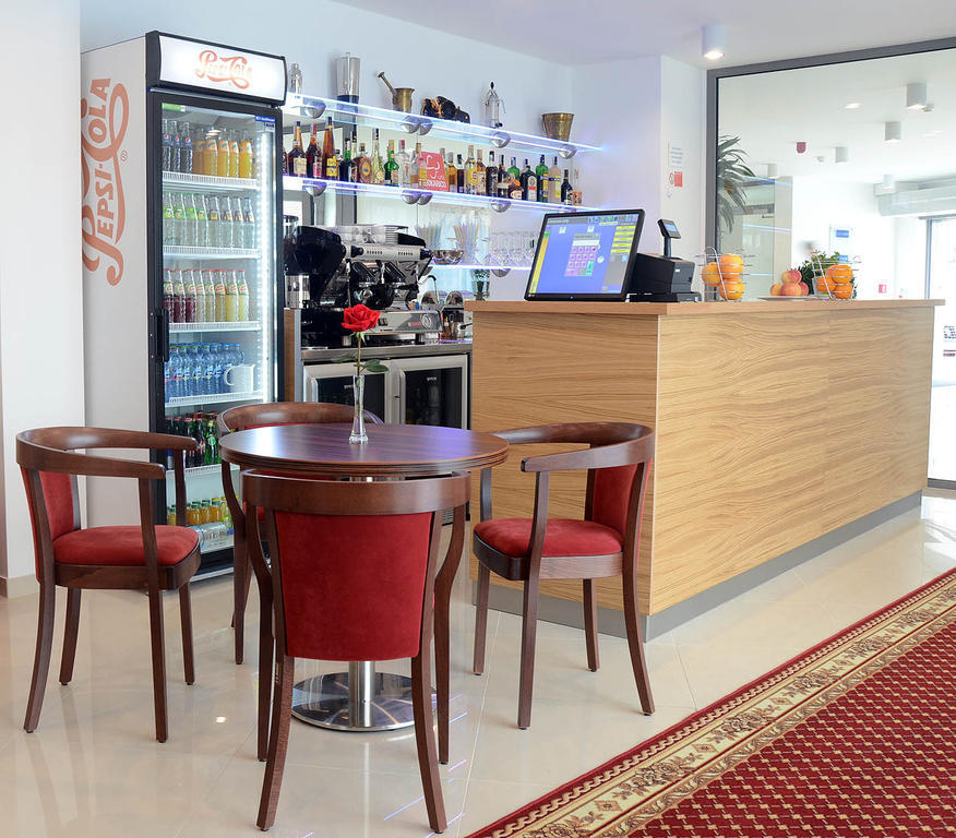 Hotel Belier Пряшів Екстер'єр фото
